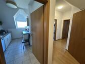 Küche-Flur - 2 Zimmer Dachgeschoßwohnung in Gera