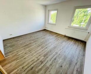 Zentrumsnahe 3-Raum Wohnung mit Balkon, Bad mit Dusche & Wanne! - Gera
