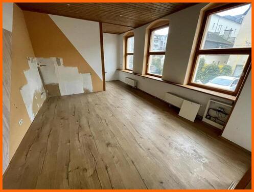 Lager - Renovierungsbedürftige Gewerbeeinheit mitten im Zentrum zum Schnäppchenpreis!