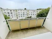 Balkon - Etagenwohnung mit 69,50 m&sup2; in Gera zur Miete