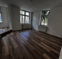Tolle 3 Raum Wohnung - Wanne & Dusche - in ruhiger Zentrumslage nahe dem Geraer HBF.
