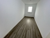 Kind hinten - 