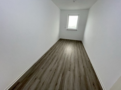 Kind hinten - 