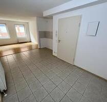 Große 1 Raum-HP-Whg. unweit der Geraer Innenstadt. Nahe dem Südbahnhof und den Arcarden.