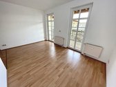 Wohnen - 2 Zimmer Dachgeschoßwohnung zur Miete in Gera