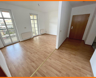 Schicke Wohnung mit Balkon und Aufzug nahe dem Stadtzentrum in ruhiger Lage! - Gera
