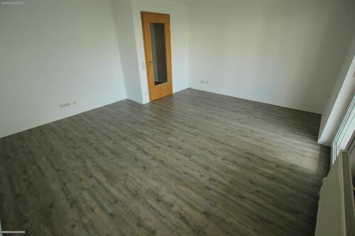Wohnzimmer - 2 Zimmer Etagenwohnung zur Miete in Gera