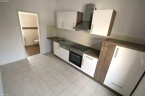 Küche - 2 Raum Wohnung mit Einbauküche - Nähe des Geraer Stadtzentrum.