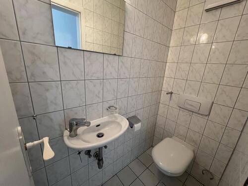 Gäste WC - Etagenwohnung mit 99,76 m&sup2; in Gera zur Miete