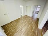 Flur Eingang - 4 Zimmer Etagenwohnung in Gera