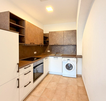 Einbauküche! Hochwertige 4 Raum-Wohnung mit modernem Bad und großem Balkon! Die Wohnung zum Wohlfühlen. - Gera