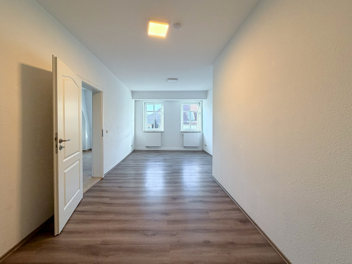 Wohnen - Dachgeschoßwohnung mit 103,00 m&sup2; in Gera zur Miete