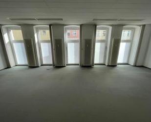 Gewerbeeinheit nahe der Innenstadt in Gera zu vermieten!