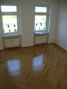 Wohnzimmer - 2 Zimmer Etagenwohnung in Gera