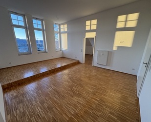Exklusives Wohnen: 3-Raum Wohnung mit Balkon und Aufzug! - Gera