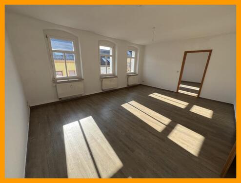 Wohnen - Wohnen mit Wohlfühlfaktor! Charmante 3-Raum-DG-Wohnung in Gera-Pforten mit Küchenzeile