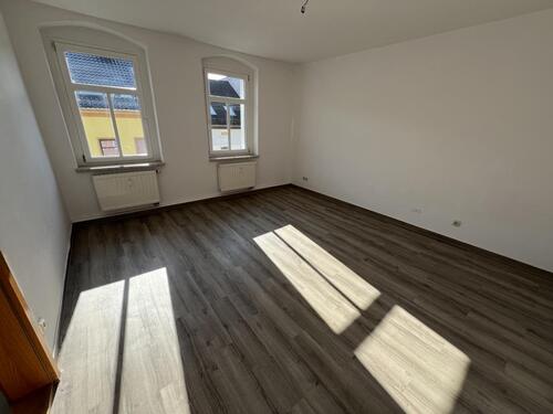 Schlafen II - Dachgeschoßwohnung mit 83,00 m&sup2; in Gera zur Miete