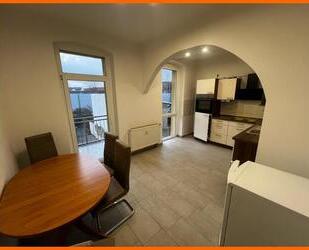 Sanierte 4-Raum-Wohnung mit Balkon und Einbauküche! - Gera