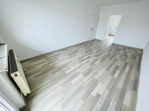 Wohnen - Etagenwohnung mit 69,50 m&sup2; in Gera zur Miete