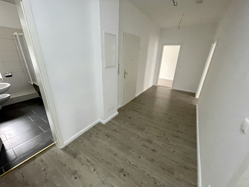 Flur - 4 Zimmer Etagenwohnung in Gera