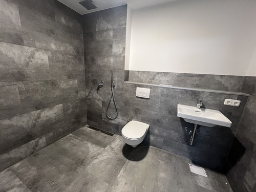 WC - 