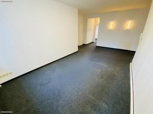 Eingang - Empfang - Büro in Gera zur Miete