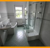 3-Raum Wohnung mit Südbalkon und Bad mit DuscheWanne in Debschwitz! - Gera