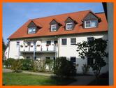 Rückansicht - Renditeobjekt: 3 Raum-ET-Wohnung in schöner Wohnlage von Crossen