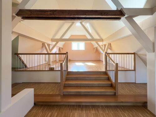 Wohnbereich - 2 Zimmer Dachgeschoßwohnung zum Kaufen in Gera