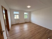 Wohnzimmer - 2 Zimmer Etagenwohnung in Großenstein