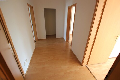 Flur (1) - 