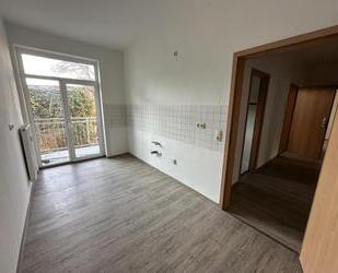 Familien willkommen! 4 R.-Wohnung mit West-Balkon, Wanne, Dusche und Hausgarten in Gera-Debschwitz!