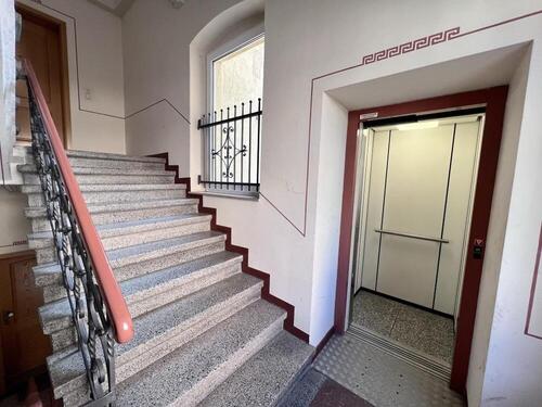 Aufzug - 2 Zimmer Etagenwohnung zur Miete in Gera