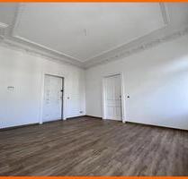 Schicke 2 Raum-Wohnung mit Stuck und Aufzug in Gera Untermhaus!