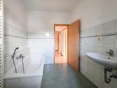 Bad - 2 Zimmer Etagenwohnung zur Miete in Gera