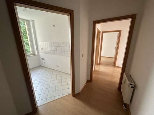 image00004 - Etagenwohnung mit 65,00 m&sup2; in Gera zur Miete