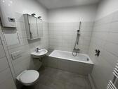 Bad - 4 Zimmer Etagenwohnung in Gera