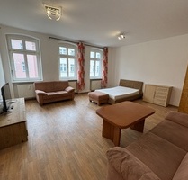 Direkte Innenstadtlage! möblierte 2 Zimmerwohnung mit Balkon! - Gera