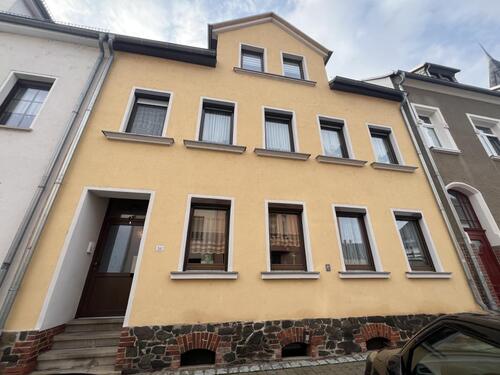 Ansicht - Mehrfamilienhaus mit Potential in zentraler Lage von Weida sucht Sie als neuen Besitzer!