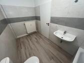 Bad - 2 Zimmer Etagenwohnung zur Miete in Gera