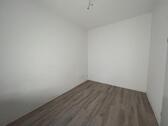 Arbeits-/Ankleidezimmer - 