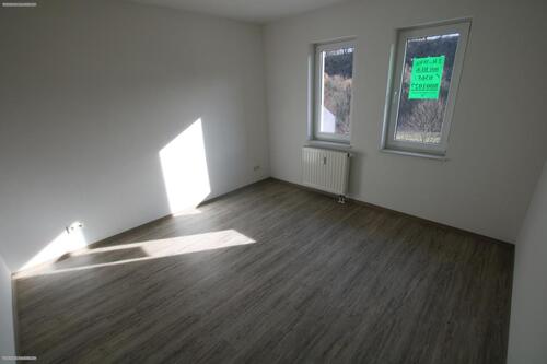 Schlafzimmer - 2 Zimmer Dachgeschoßwohnung zur Miete in Weida