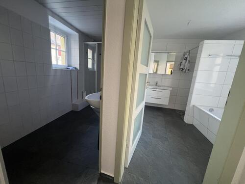 Bad links & rechts EG - 