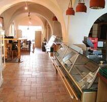 Historisches Ladenlokal direkt am Geraer Markt mit hoher Passantenfrequenz!