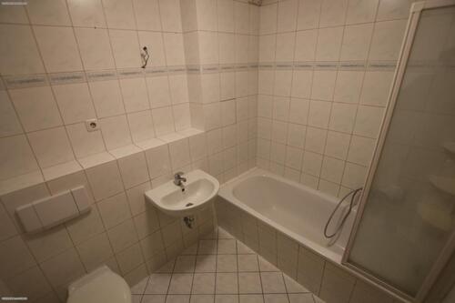 Bad mit Fußbodenheizung - 