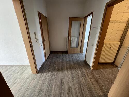 Flur - Zentral gelegen! Aufzug und Balkon! Schöne Single Wohnung