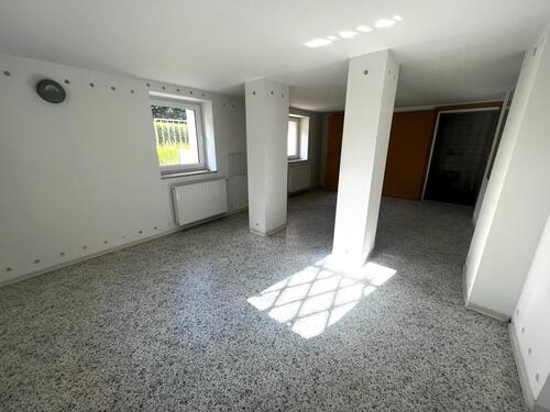 Hauptraum - 2 Zimmer Büro zur Miete in Gera
