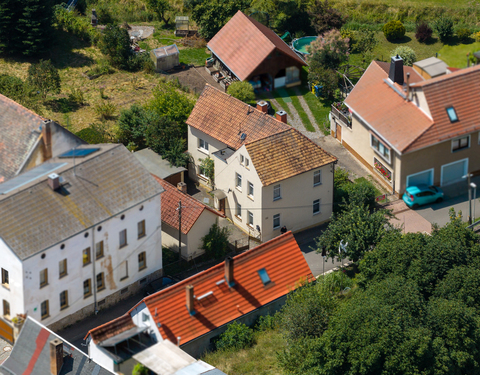 Ansicht - Naturnah wohnen – Haus mit Garten und Gestaltungsspielraum in Gera-Aga