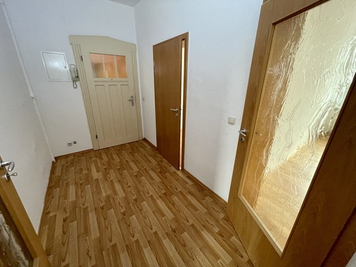 Flur - Etagenwohnung mit 55,00 m&sup2; in Gera zur Miete