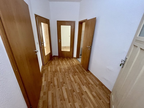 Flur - 2 Zimmer Etagenwohnung in Gera